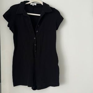 Frankie’s Bikinis black terry romper size L